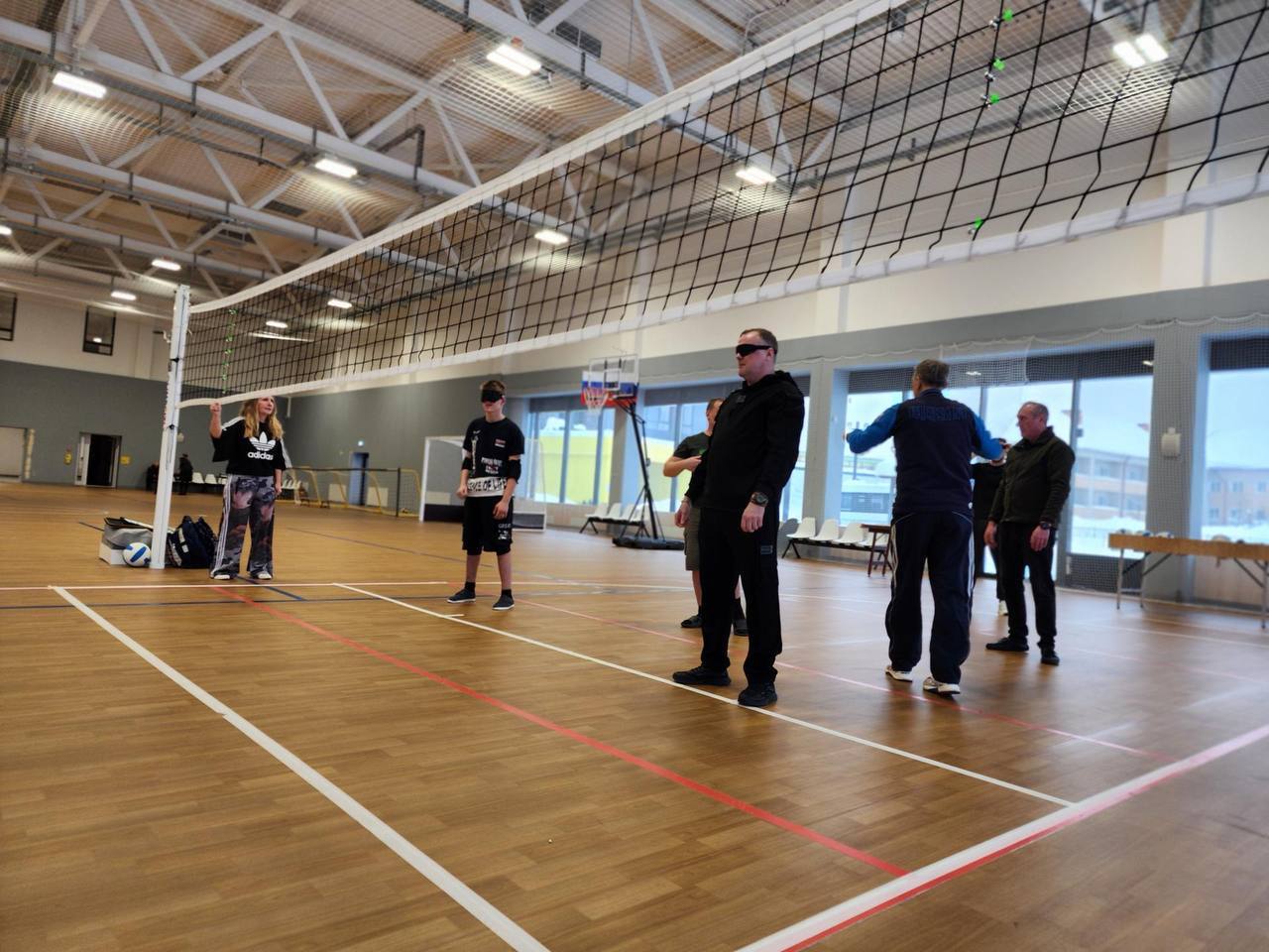 Волейбол и современные настольные игры для незрячих представили в Центре им. А.И. Мещерякова Волейбол и современные настольные игры для незрячих представили в Центре им. А.И. Мещерякова