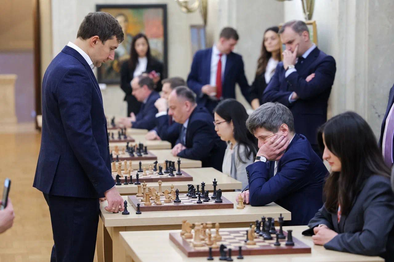 13 февраля в МИД России состоялась торжественная церемония награждения победителей внутриведомственного турнира по шахматам ко Дню дипломатического работника «Кубок Смоленки» 13 февраля в МИД России состоялась торжественная церемония награждения победителей внутриведомственного турнира по шахматам ко Дню дипломатического работника «Кубок Смоленки»