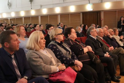 ������ ��������� ����������, ��������� ������ ��������� � ��� �������-������ ������������� ���� ���������� �����