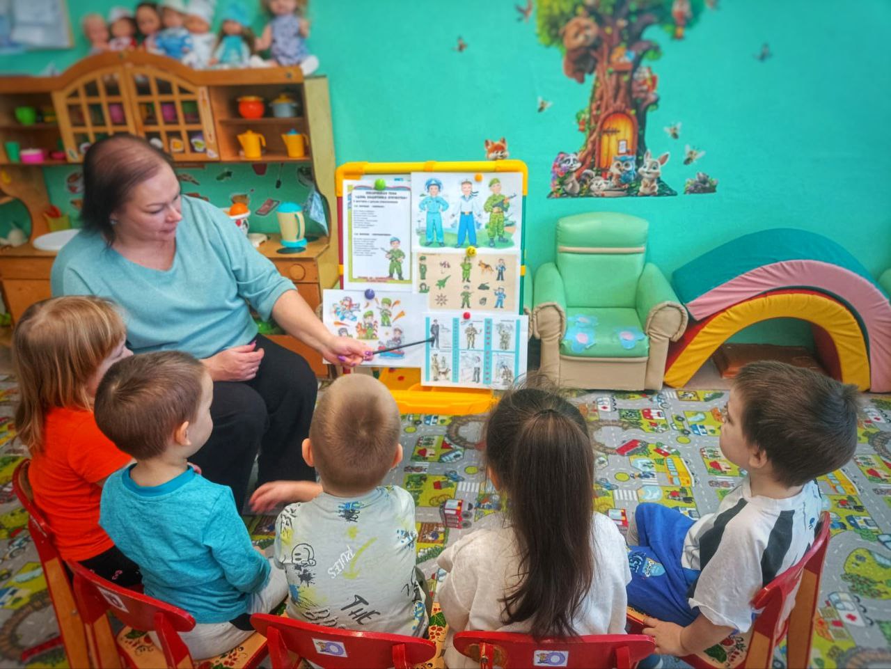 В рамках реализации проекта «Предшкола: стандарт детского сада» в дошкольном отделении гимназии №2 м.о. Чехов (здание 3, п. Васькино) на тематической неделе «Театр детей» - лексическая тема «День защитника Отечества» -... В рамках реализации проекта «Предшкола: стандарт детского сада» в дошкольном отделении гимназии №2 м.о. Чехов (здание 3, п. Васькино) на тематической неделе «Театр детей» - лексическая тема «День защитника Отечества» -...