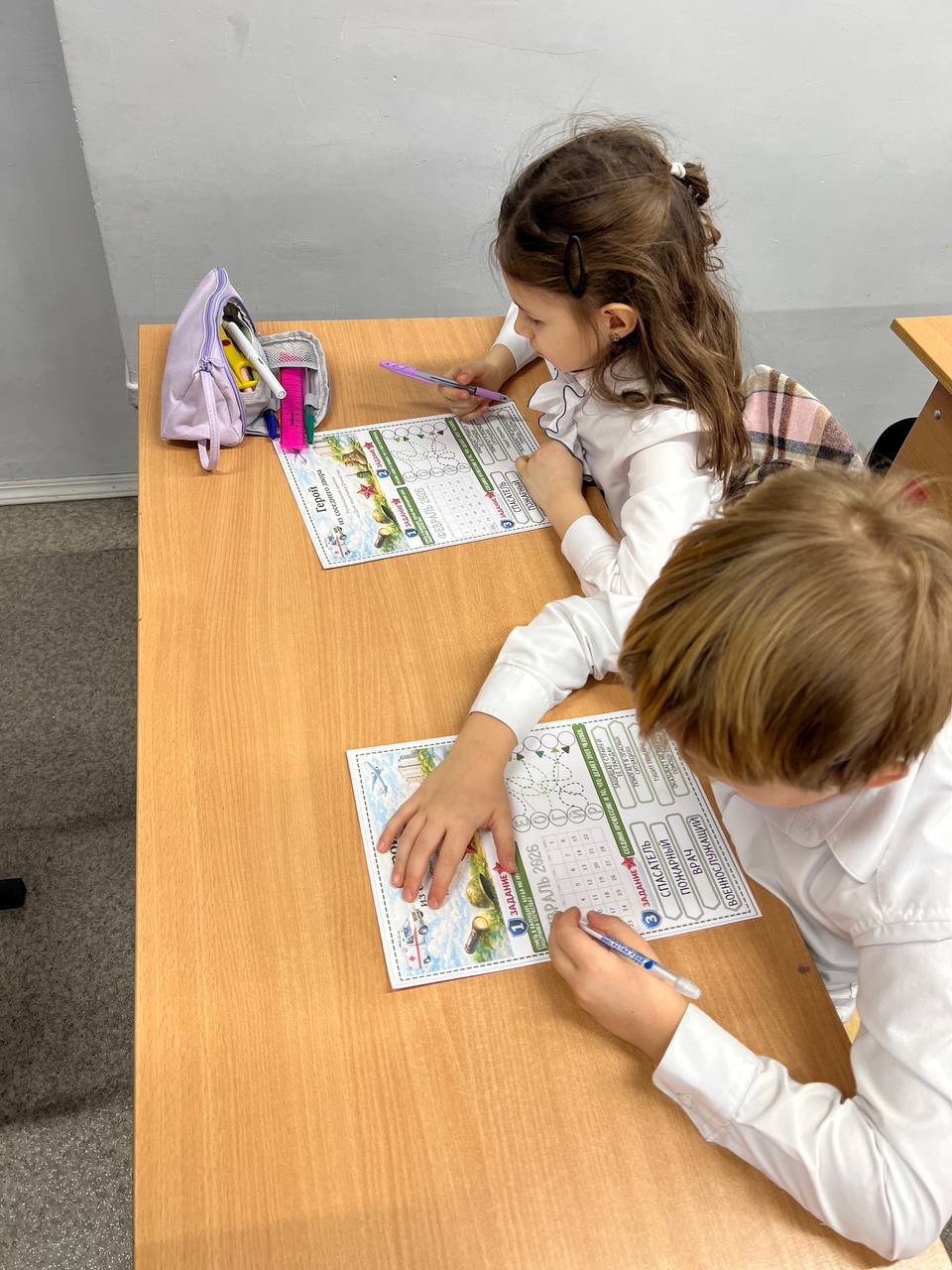 РАЗГОВОРЫ О ВАЖНОМ. 16 февраля занятие "Разговоры о важном" посвящено теме: «Герой из соседнего двора» РАЗГОВОРЫ О ВАЖНОМ. 16 февраля занятие "Разговоры о важном" посвящено теме: «Герой из соседнего двора»