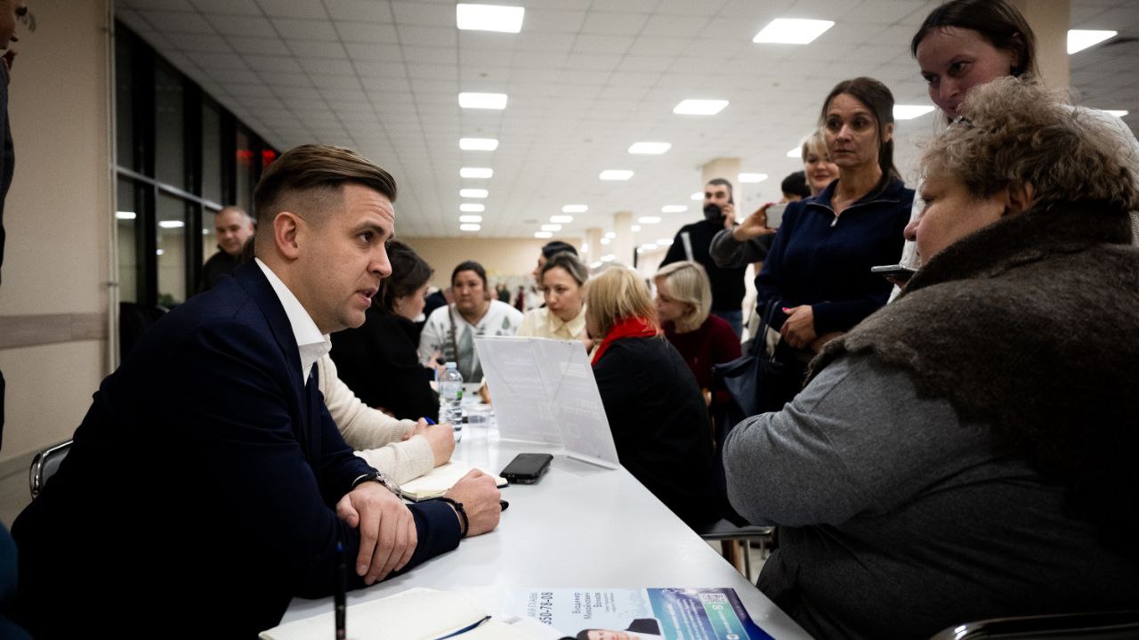 Владимир Волков: Сегодня встреча с жителями в формате выездной администрации прошла в школе №28 (Люберцы Владимир Волков: Сегодня встреча с жителями в формате выездной администрации прошла в школе №28 (Люберцы