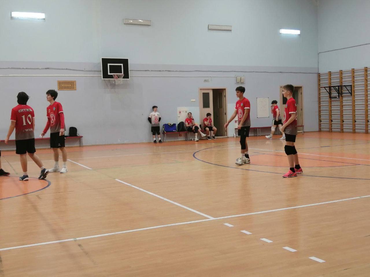 ПОБЕДА И ПОРАЖЕНИЕ ЧЕХОВСКИХ ВОЛЕЙБОЛИСТОВ ПОБЕДА И ПОРАЖЕНИЕ ЧЕХОВСКИХ ВОЛЕЙБОЛИСТОВ