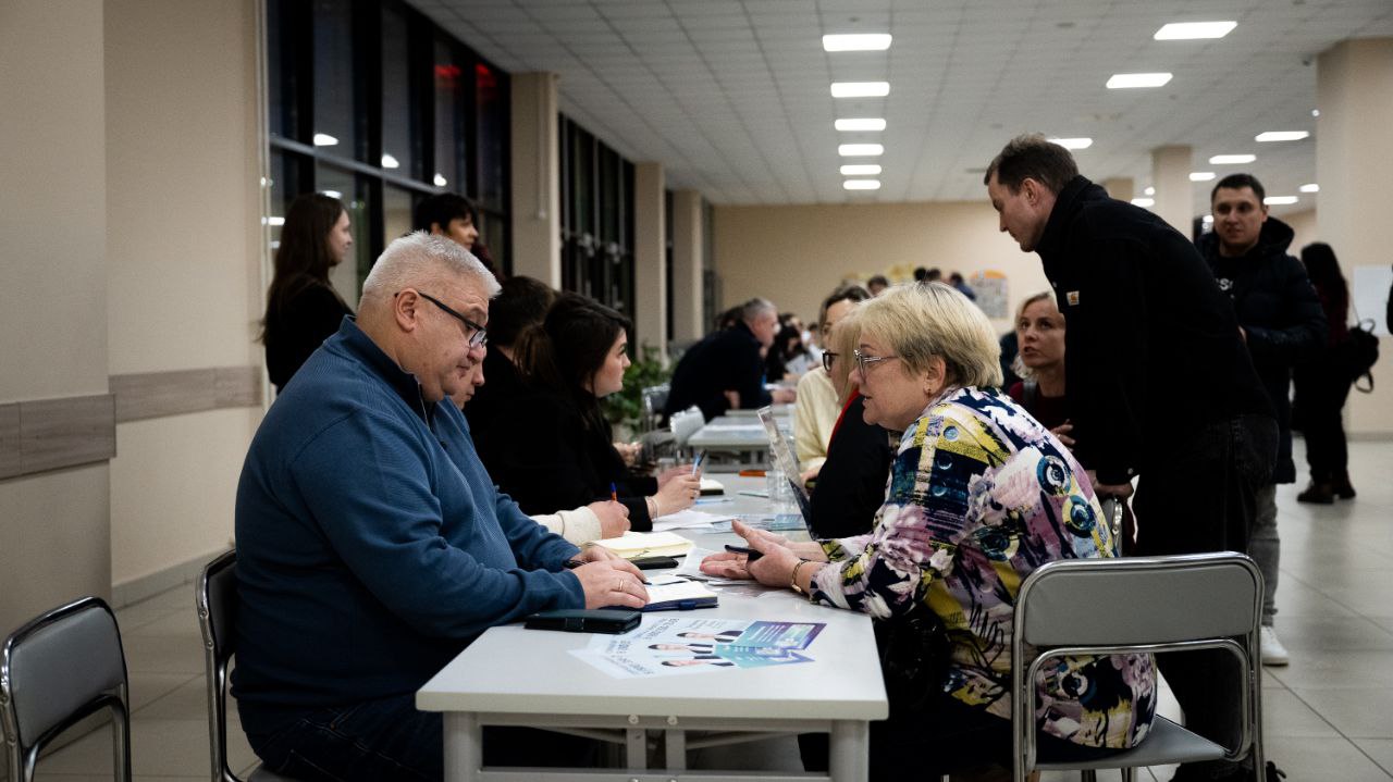 Владимир Волков: Сегодня встреча с жителями в формате выездной администрации прошла в школе №28 (Люберцы Владимир Волков: Сегодня встреча с жителями в формате выездной администрации прошла в школе №28 (Люберцы