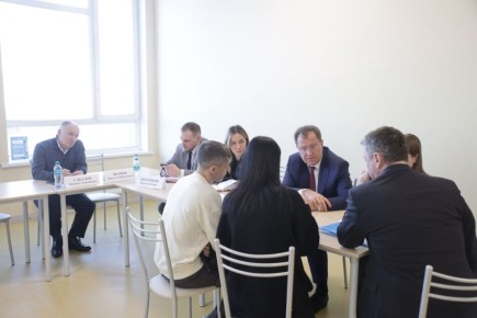 Игорь Сухин: Встречу с жителями в формате выездной администрации на этот раз провели в центре образования «Богородский»