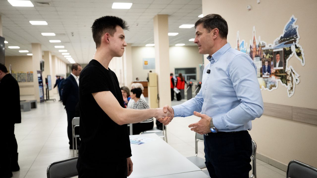 Владимир Волков: Сегодня встреча с жителями в формате выездной администрации прошла в школе №28 (Люберцы Владимир Волков: Сегодня встреча с жителями в формате выездной администрации прошла в школе №28 (Люберцы