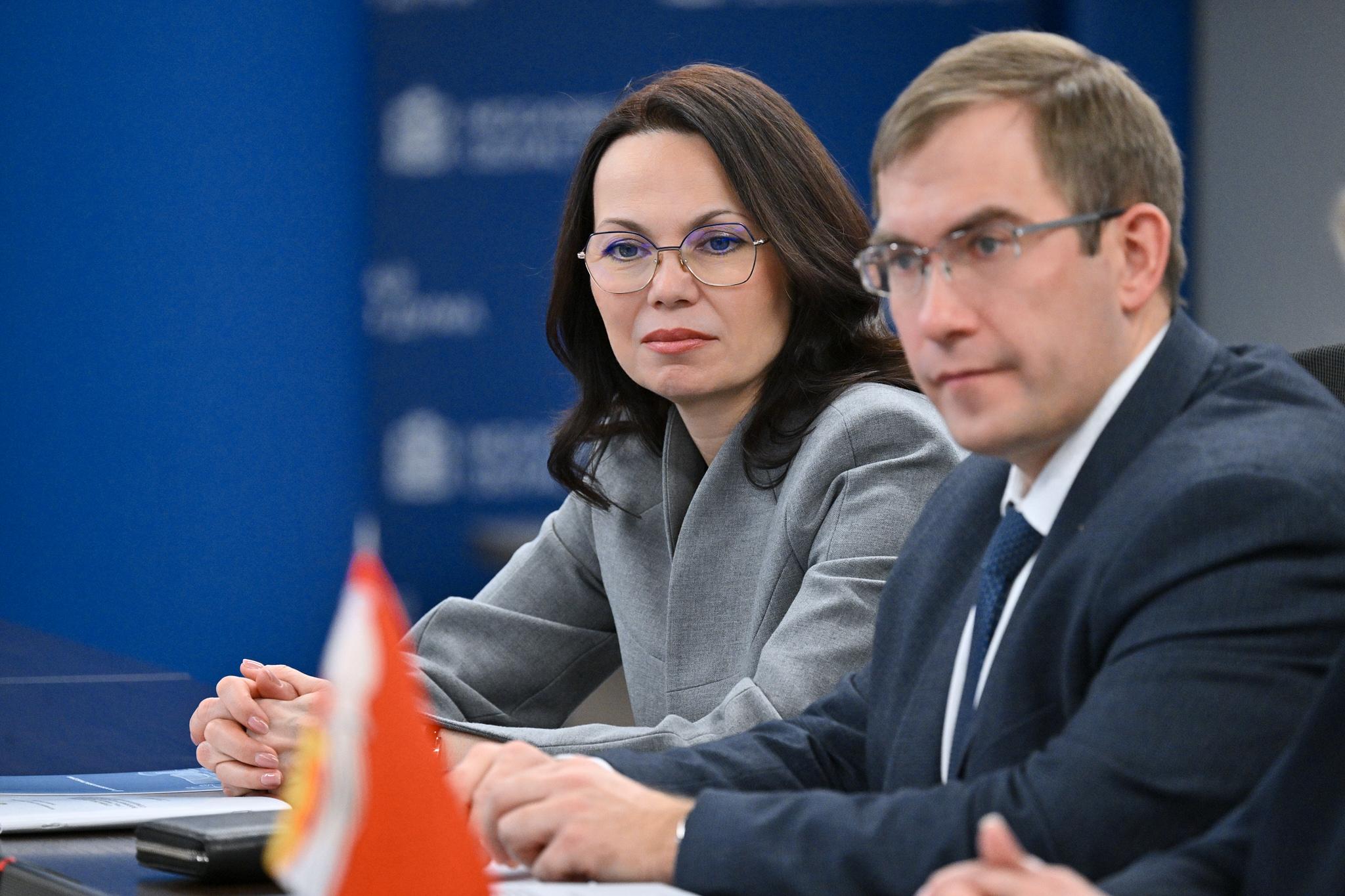 Сегодня в Мособлдуме принимаем делегацию Воронежской областной Думы во главе с председателем Юрием Матузовым Сегодня в Мособлдуме принимаем делегацию Воронежской областной Думы во главе с председателем Юрием Матузовым