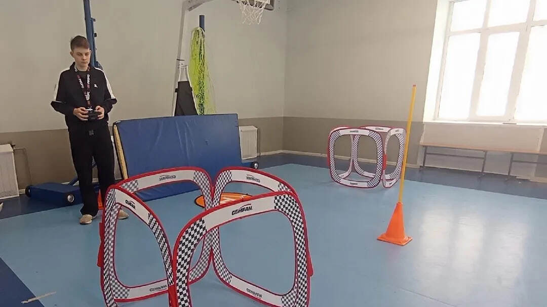 В Ступино пройдут первые гонки дронов: юные пилоты сразятся на «РобоФесте» В Ступино пройдут первые гонки дронов: юные пилоты сразятся на «РобоФесте»