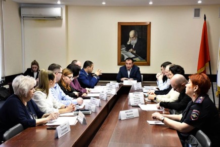 Глава Жуковского Андроник Пак провел совещание с представителями МВД и прокуратуры