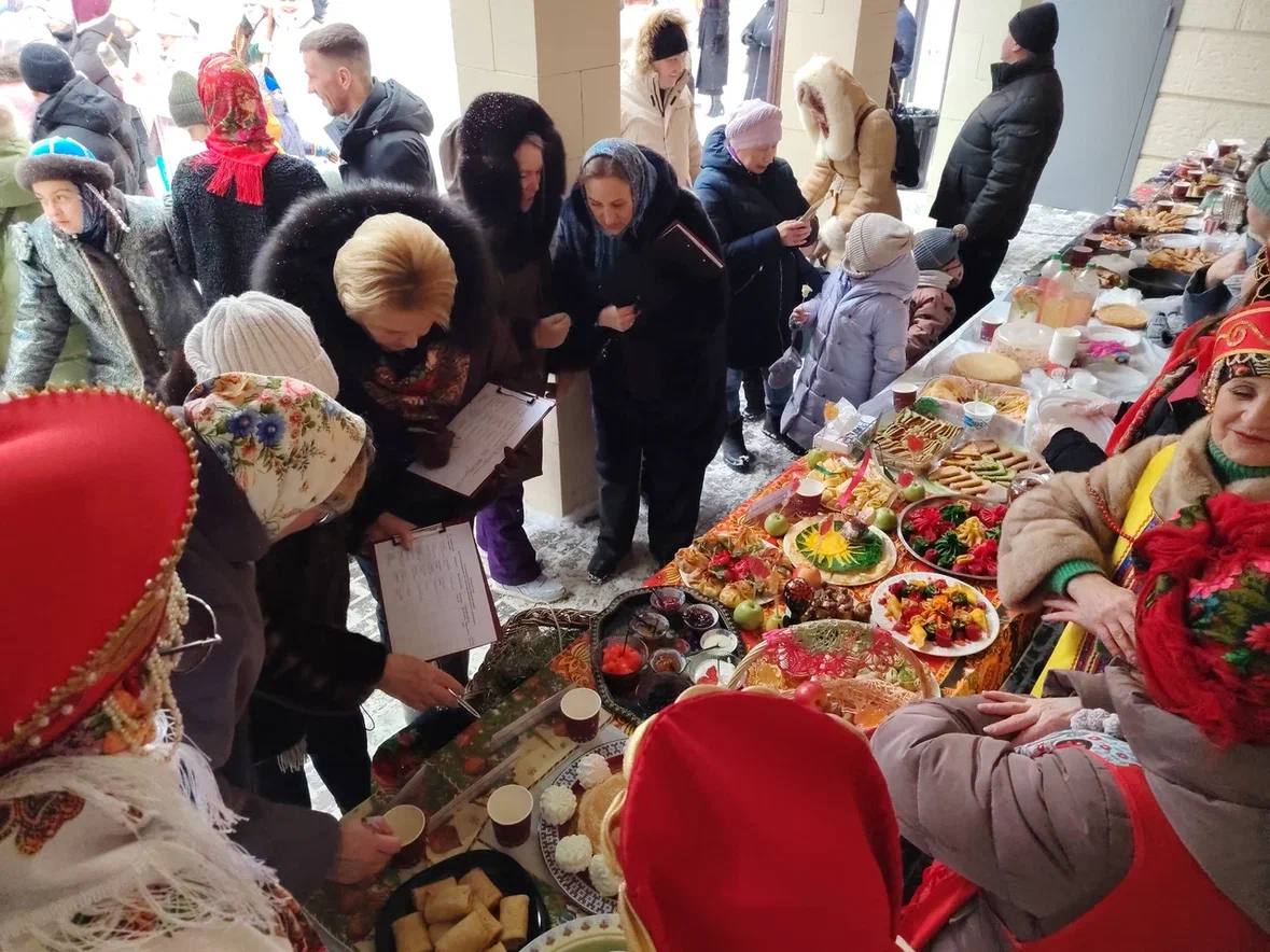 #ПрямоСейчас в Сабурово развернулись широкие масленичные гуляния! #ПрямоСейчас в Сабурово развернулись широкие масленичные гуляния!