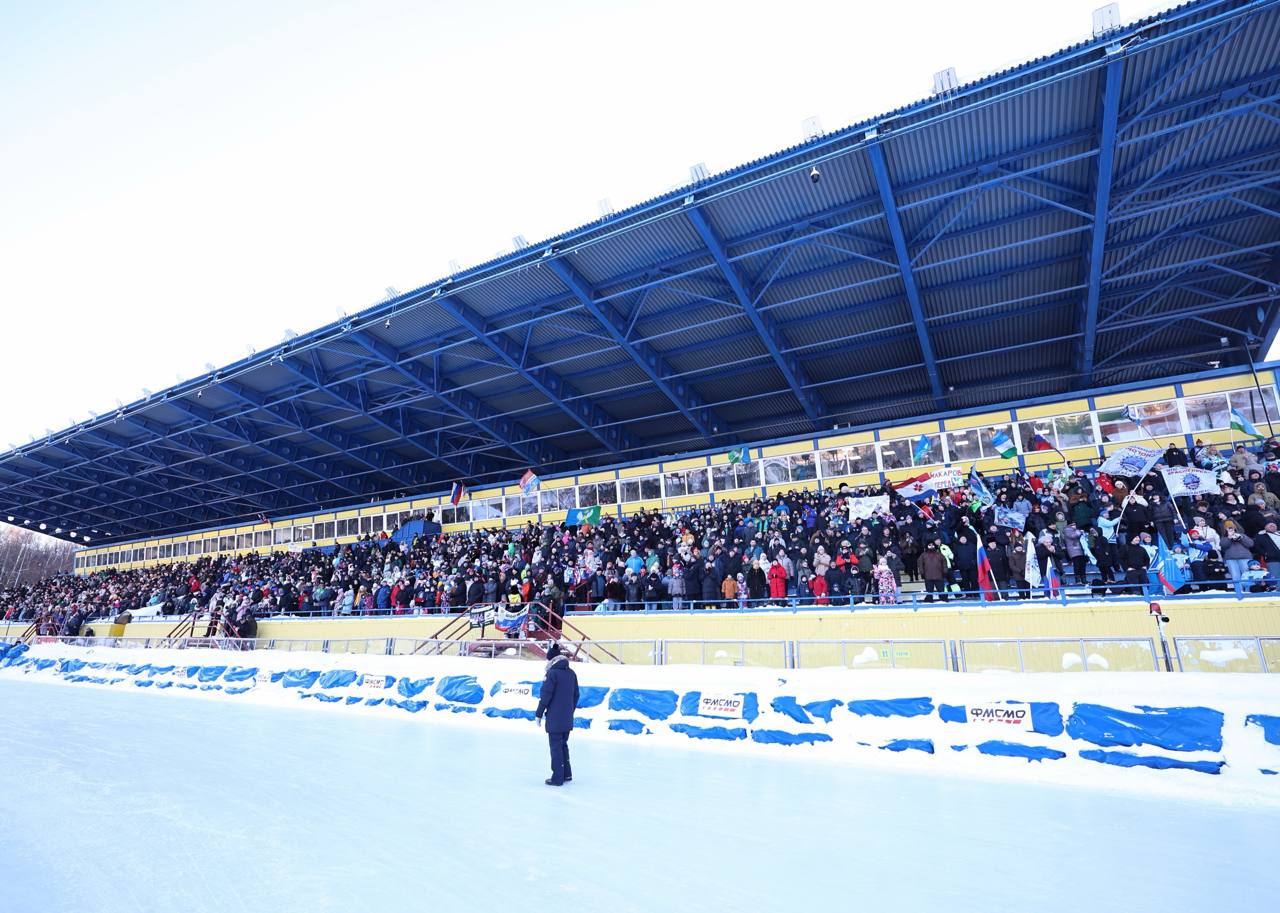 Второй день наш Красногорск принимает финал личного Чемпионата России по мотогонкам на льду, широко известный под названием «спидвей» Второй день наш Красногорск принимает финал личного Чемпионата России по мотогонкам на льду, широко известный под названием «спидвей»