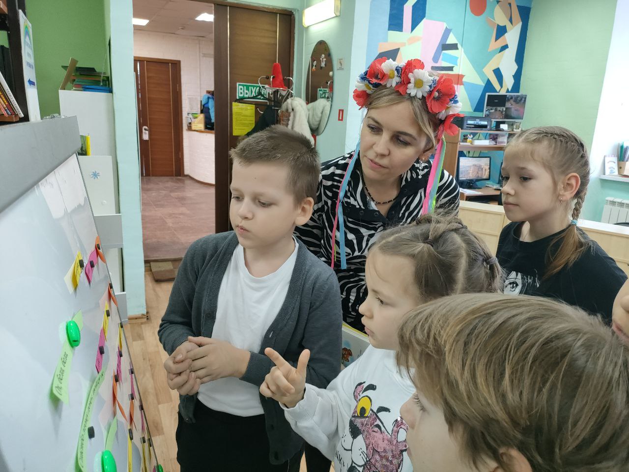 В хороводе февральских праздников закружились дети в чеховской Детской библиотеке