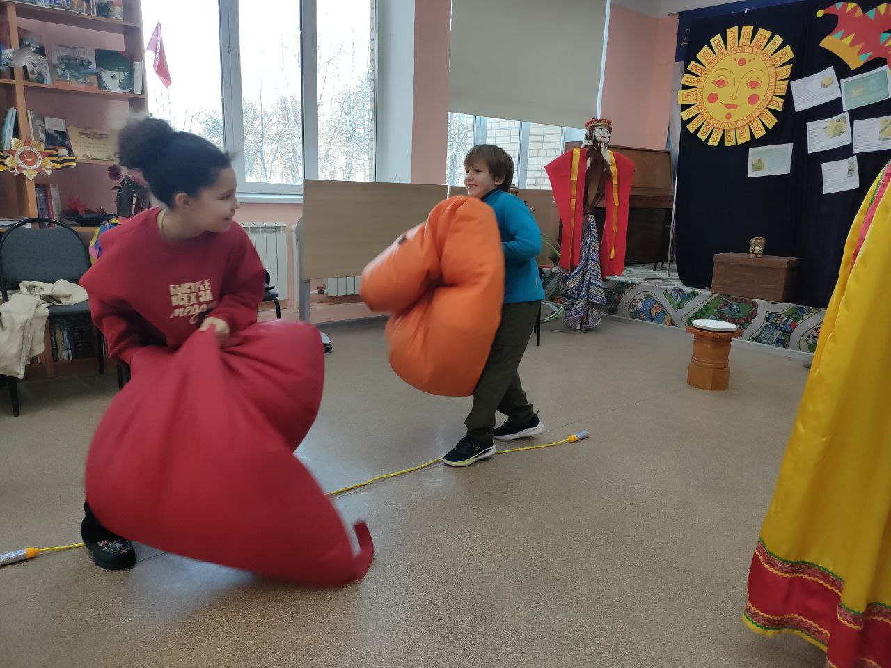 В хороводе февральских праздников закружились дети в чеховской Детской библиотеке В хороводе февральских праздников закружились дети в чеховской Детской библиотеке