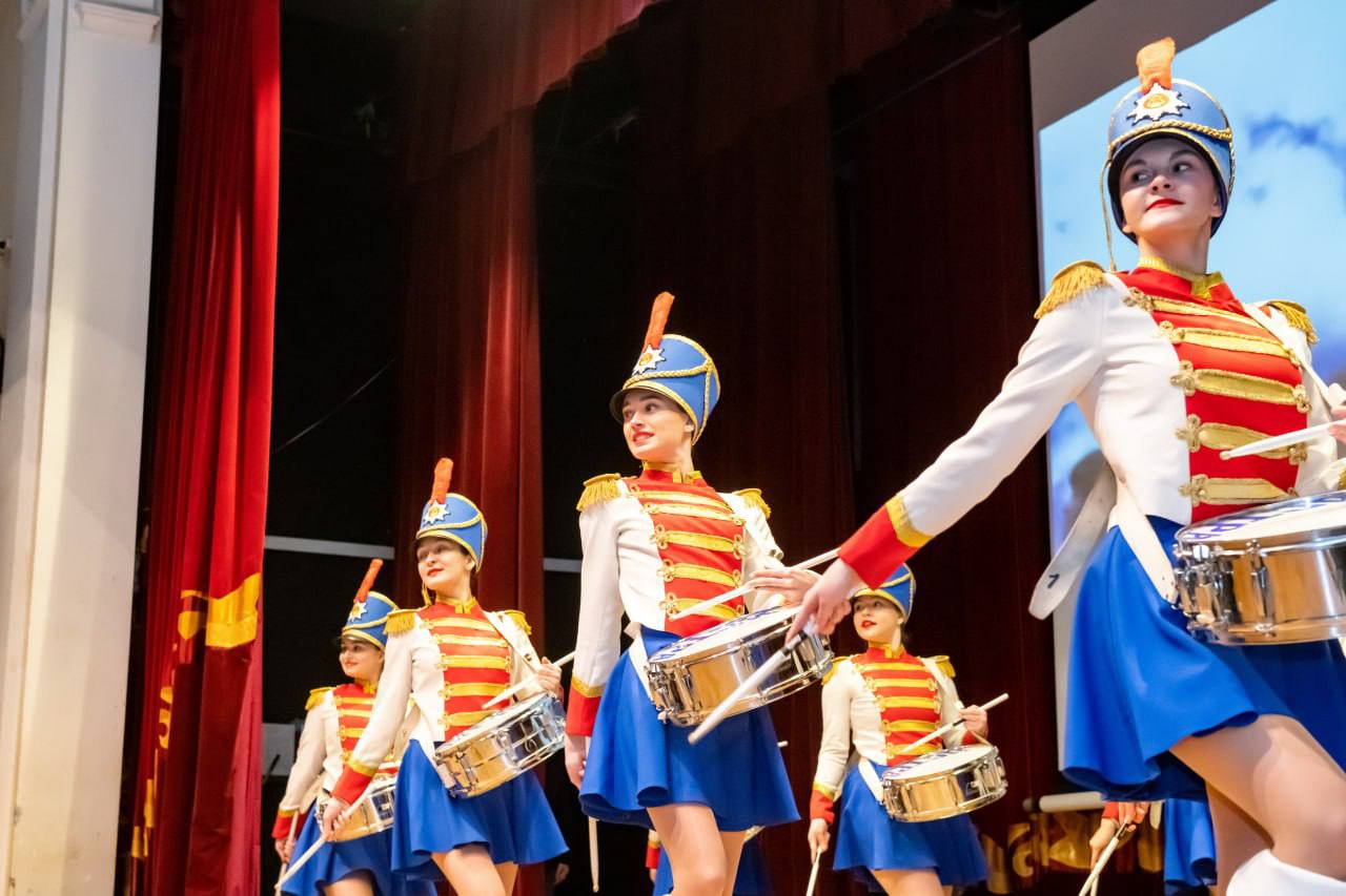 «Служу Отечеству!» — эти слова звучали в Истре особенно торжественно! «Служу Отечеству!» — эти слова звучали в Истре особенно торжественно!