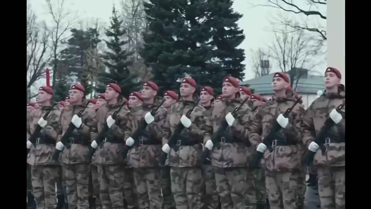 Игорь Трифонов: Уважаемые королёвцы!. От всей души поздравляю вас с Днём защитника Отечества! Этот праздник занимает особое место в нашей истории и в сердцах людей