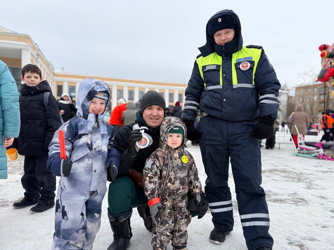 О безопасности на дорогах рассказали пешеходам региона О безопасности на дорогах рассказали пешеходам региона