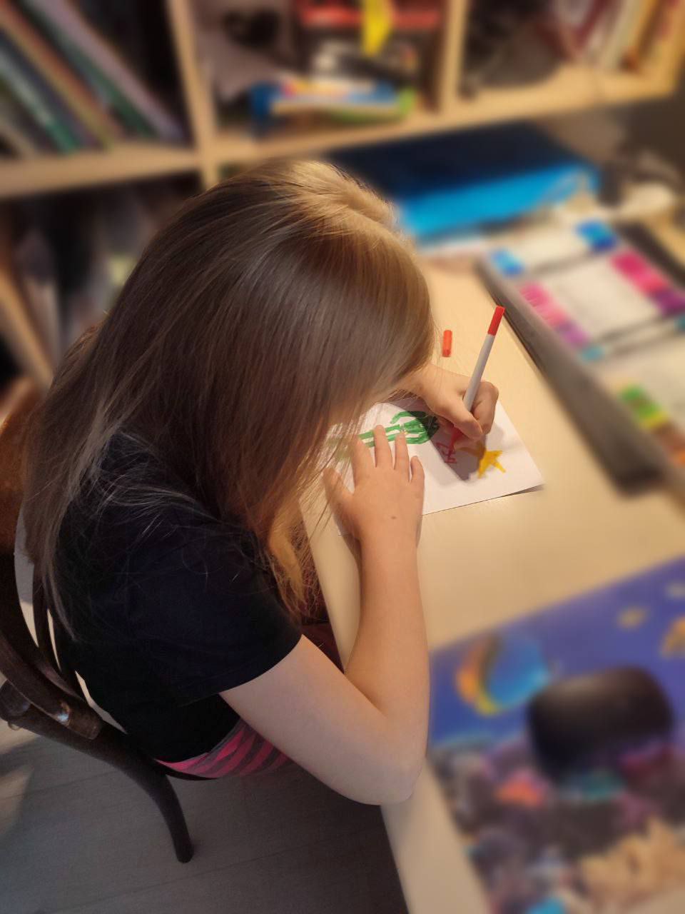 Наш папа – герой: Андрей и Оля Сайдатовы гордятся отцом и ждут его домой Наш папа – герой: Андрей и Оля Сайдатовы гордятся отцом и ждут его домой