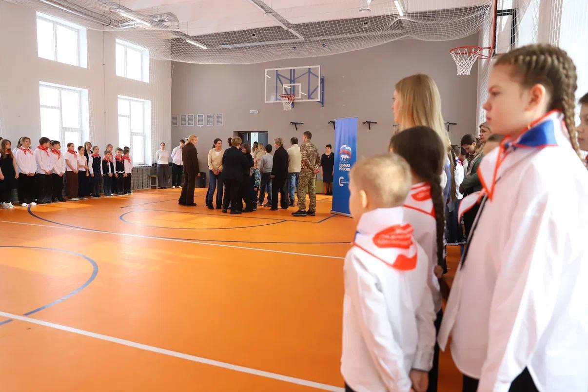 Памяти героя СВО: «Парта Героя» имени Александра Фролова в Солнечногорске Памяти героя СВО: «Парта Героя» имени Александра Фролова в Солнечногорске