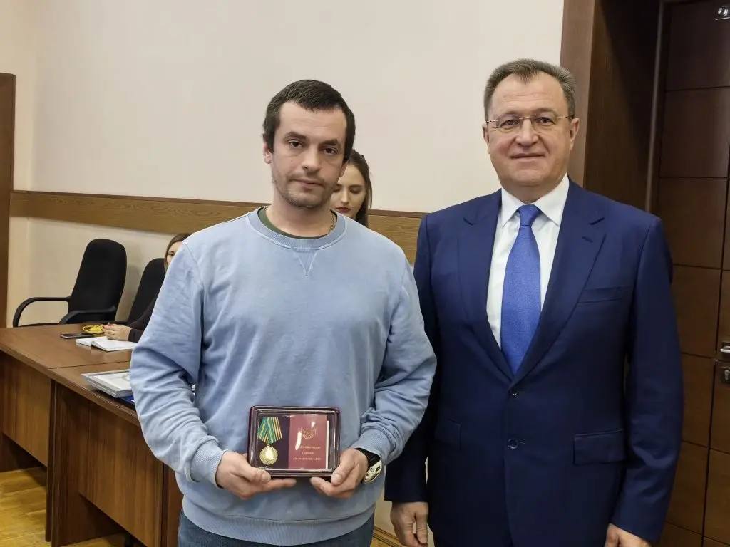 На Оперативном совещании вручили ведомственные награды Минобороны РФ На Оперативном совещании вручили ведомственные награды Минобороны РФ