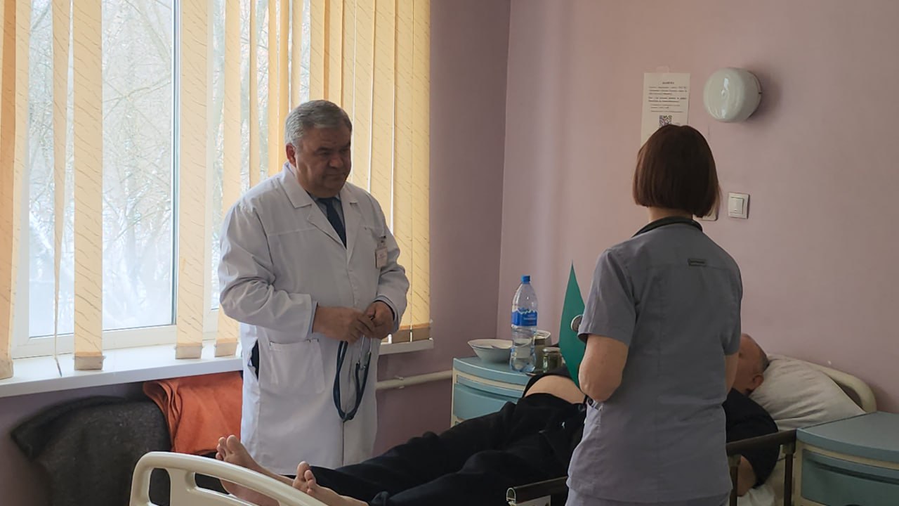 Заслуженному врачу РФ из Люберец Михаилу Гинзбургу исполнилось 70 лет Заслуженному врачу РФ из Люберец Михаилу Гинзбургу исполнилось 70 лет