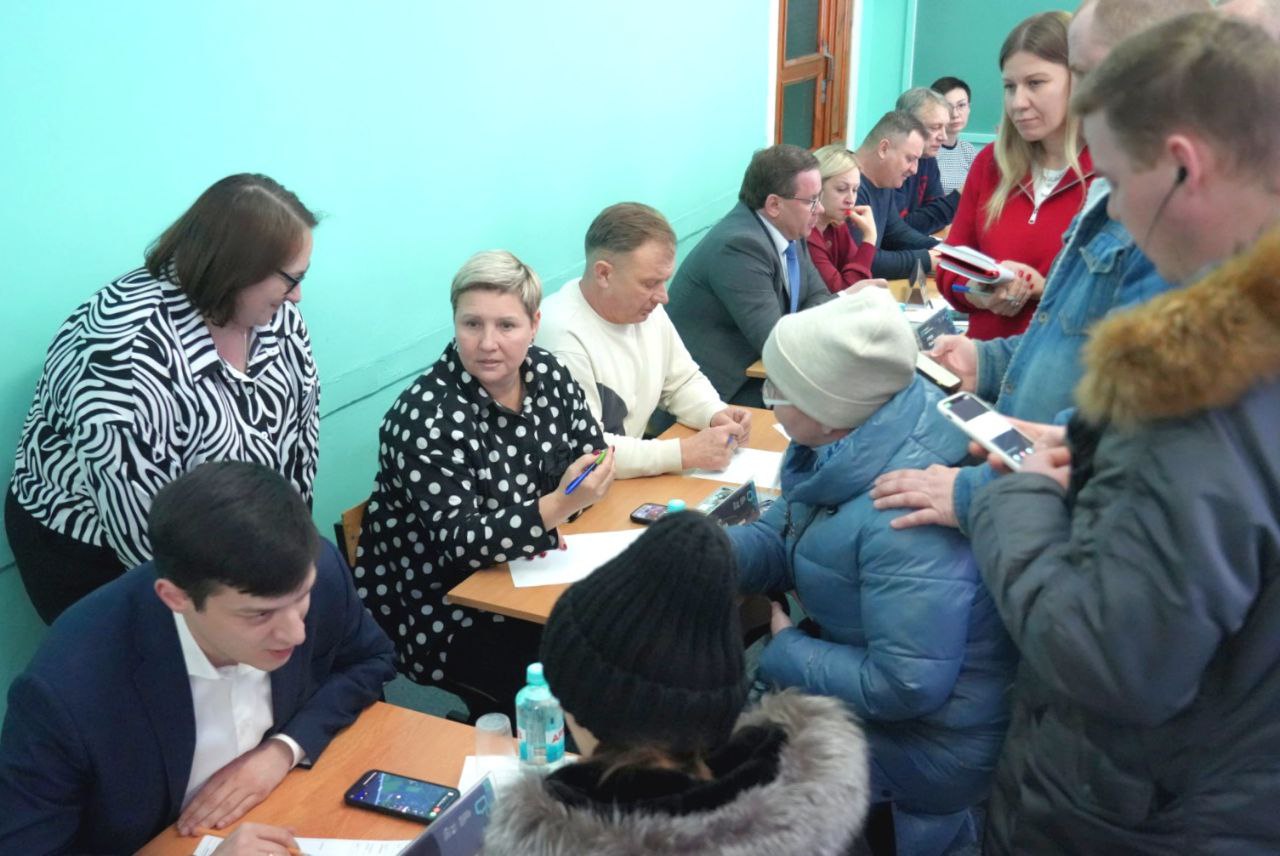 Встретились сегодня с жителями в Мишутине Встретились сегодня с жителями в Мишутине