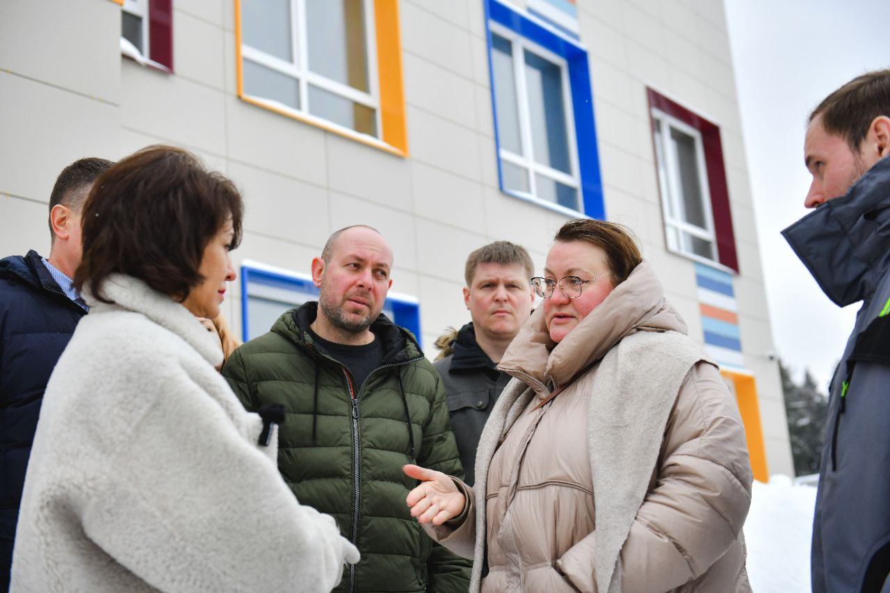 Готовность воспитательно-образовательного комплекса в Новогорске — 90% Готовность воспитательно-образовательного комплекса в Новогорске — 90%