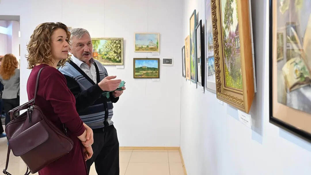 В ступинской художественной галерее «Ника» готовятся к открытию ежегодной выставки «Золотая роза»