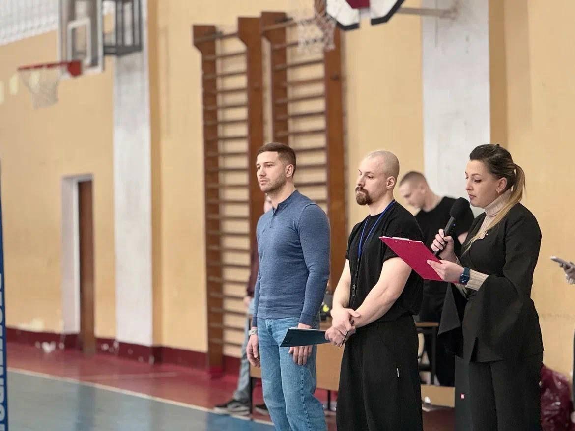 В Раменском прошел праздничный турнир по волейболу В Раменском прошел праздничный турнир по волейболу