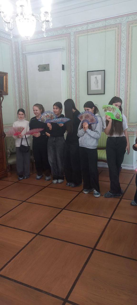 ПУТЕШЕСТВИЕ В ПРОШЛОЕ.. МУЗЕЙ «УСАДЬБА ЛОПАСНЯ-ЗАЧАТЬЕВСКОЕ» ПУТЕШЕСТВИЕ В ПРОШЛОЕ.. МУЗЕЙ «УСАДЬБА ЛОПАСНЯ-ЗАЧАТЬЕВСКОЕ»