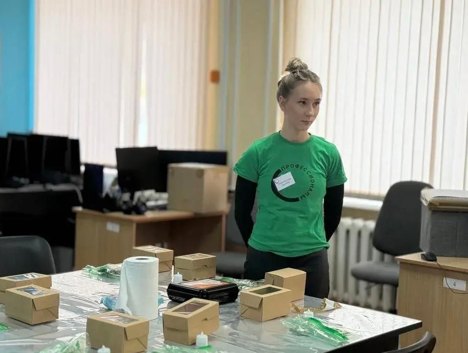 Студентка из Гжели в тройке лучших профессионалов Московской области Студентка из Гжели в тройке лучших профессионалов Московской области