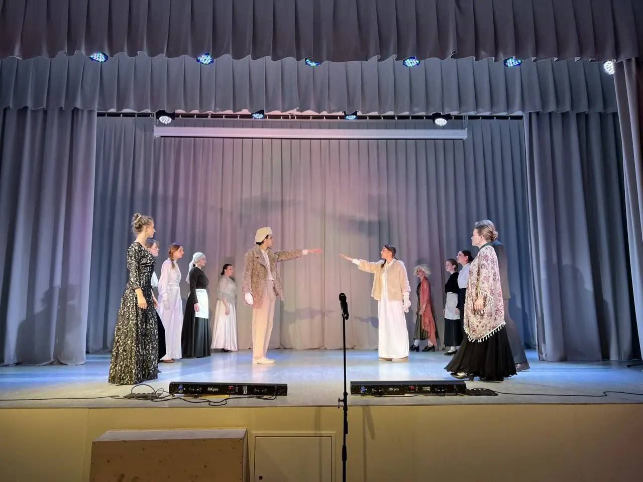 В школе №3 муниципального округа Чехов, при поддержке Чеховского филиала МФЮИ и в рамках сотрудничества с Московским финансово-юридическим университетом (МФЮА) и Московской академией современного искусства (МГТУ-МАСИ) для... В школе №3 муниципального округа Чехов, при поддержке Чеховского филиала МФЮИ и в рамках сотрудничества с Московским финансово-юридическим университетом (МФЮА) и Московской академией современного искусства (МГТУ-МАСИ) для...