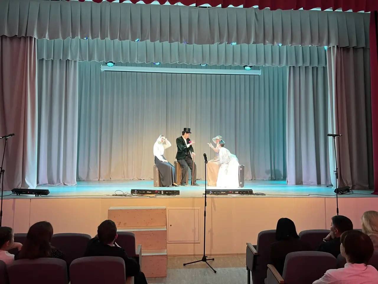 В школе №3 муниципального округа Чехов, при поддержке Чеховского филиала МФЮИ и в рамках сотрудничества с Московским финансово-юридическим университетом (МФЮА) и Московской академией современного искусства (МГТУ-МАСИ) для... В школе №3 муниципального округа Чехов, при поддержке Чеховского филиала МФЮИ и в рамках сотрудничества с Московским финансово-юридическим университетом (МФЮА) и Московской академией современного искусства (МГТУ-МАСИ) для...