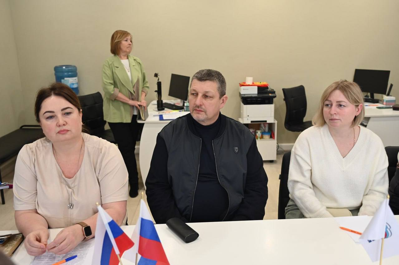 В Едином центре поддержки участников СВО и членов их семей прошёл приём жён и матерей военнослужащих, где им были проведены консультации по вопросам льгот, которые применяются к региональным тарифам для участников СВО В Едином центре поддержки участников СВО и членов их семей прошёл приём жён и матерей военнослужащих, где им были проведены консультации по вопросам льгот, которые применяются к региональным тарифам для участников СВО