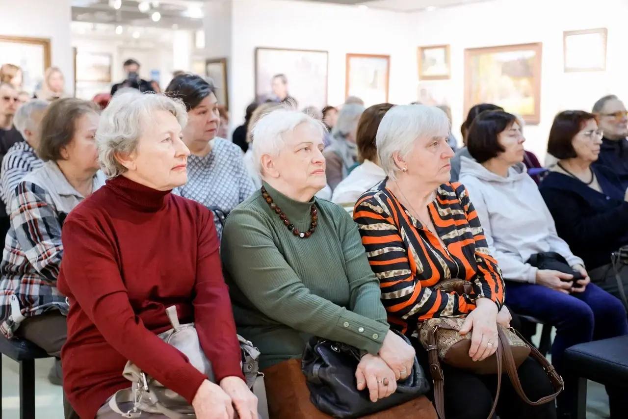 В Мытищинской картинной галерее открылась новая выставка В Мытищинской картинной галерее открылась новая выставка