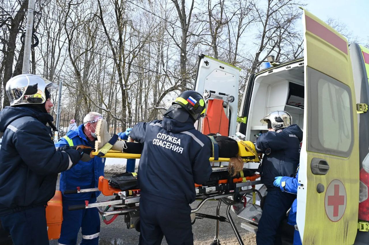 Серпуховские спецслужбы показали свою готовность к массовым ДТП Серпуховские спецслужбы показали свою готовность к массовым ДТП