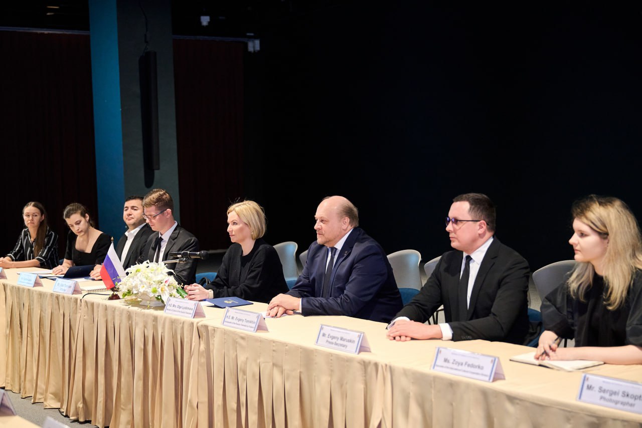 Министр культуры Ольга Любимова приняла участие в открытии «Русских сезонов» в Таиланде Министр культуры Ольга Любимова приняла участие в открытии «Русских сезонов» в Таиланде