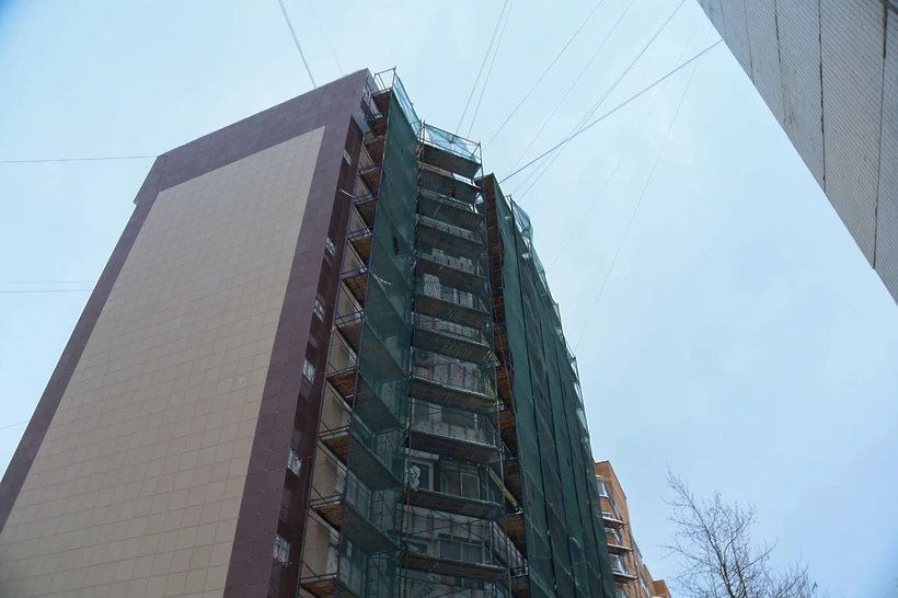 Капремонт дома № 125 на ул. Красной близится к завершению: готовность - 70 % Капремонт дома № 125 на ул. Красной близится к завершению: готовность - 70 %