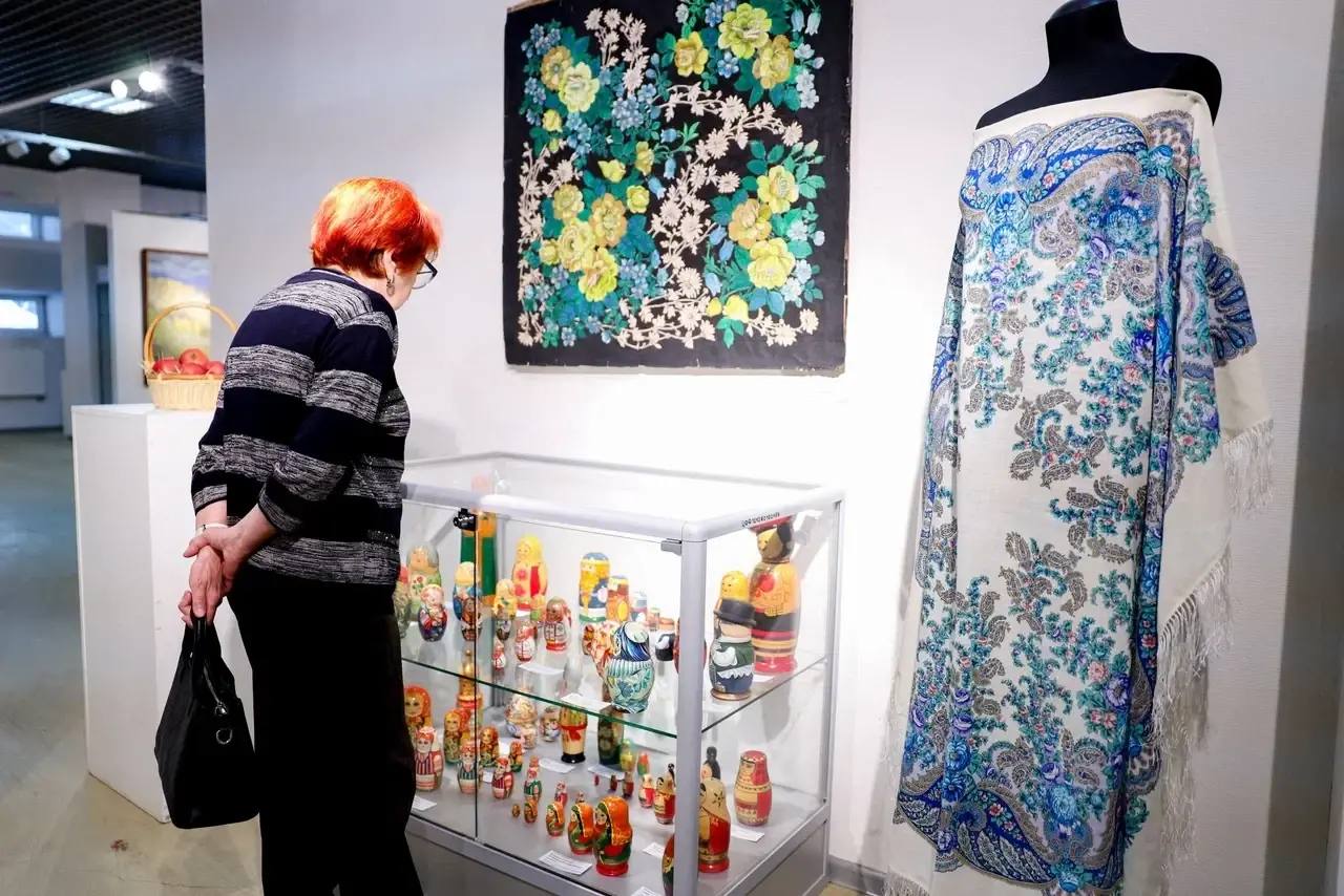 В Мытищинской картинной галерее открылась новая выставка В Мытищинской картинной галерее открылась новая выставка