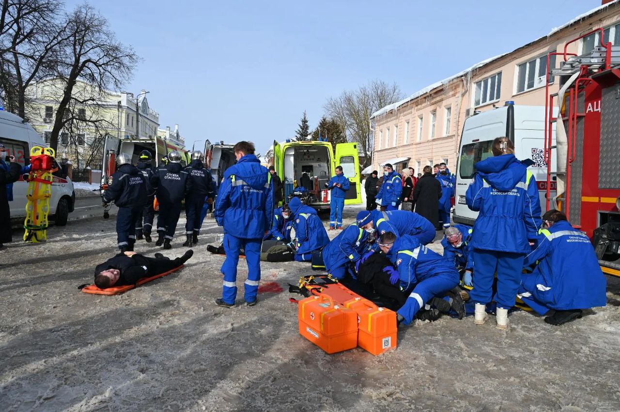 Серпуховские спецслужбы показали свою готовность к массовым ДТП Серпуховские спецслужбы показали свою готовность к массовым ДТП