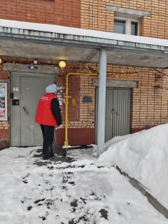 30 призывов к смерти: волонтёры Долгопрудного закрасили противоправные надписи 30 призывов к смерти: волонтёры Долгопрудного закрасили противоправные надписи