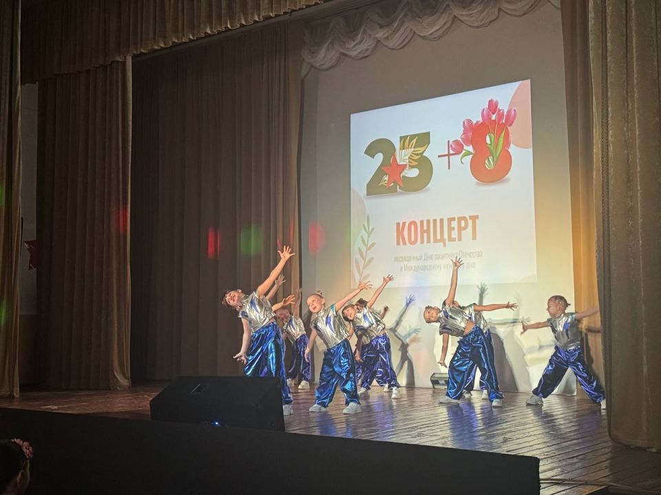 ���� �������. � �ʫ��������� �.�. ����� ������ ���������� ��������� "�����, ��������, ������ � �������", ������������ � ���� ��� ���������: ���� ��������� ��������� � ������������� ������� ����