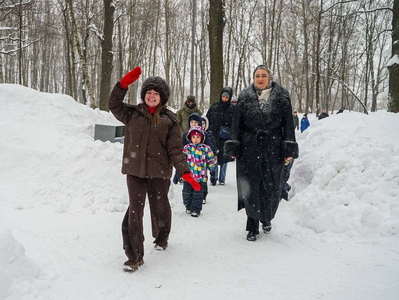 Эко-программа в Химках раскрыла тайны зимнего парка Толстого