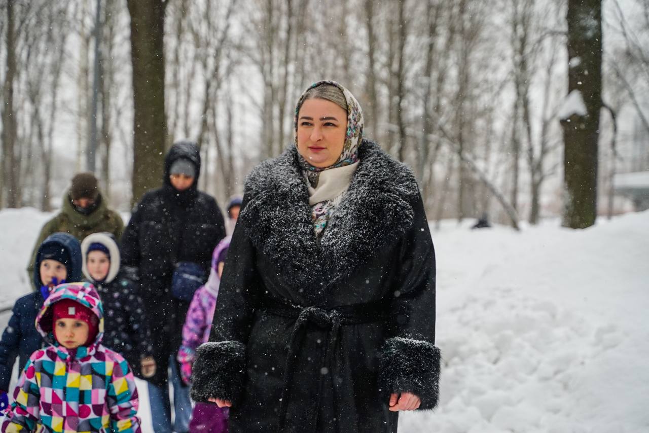 Эко-программа в Химках раскрыла тайны зимнего парка Толстого Эко-программа в Химках раскрыла тайны зимнего парка Толстого