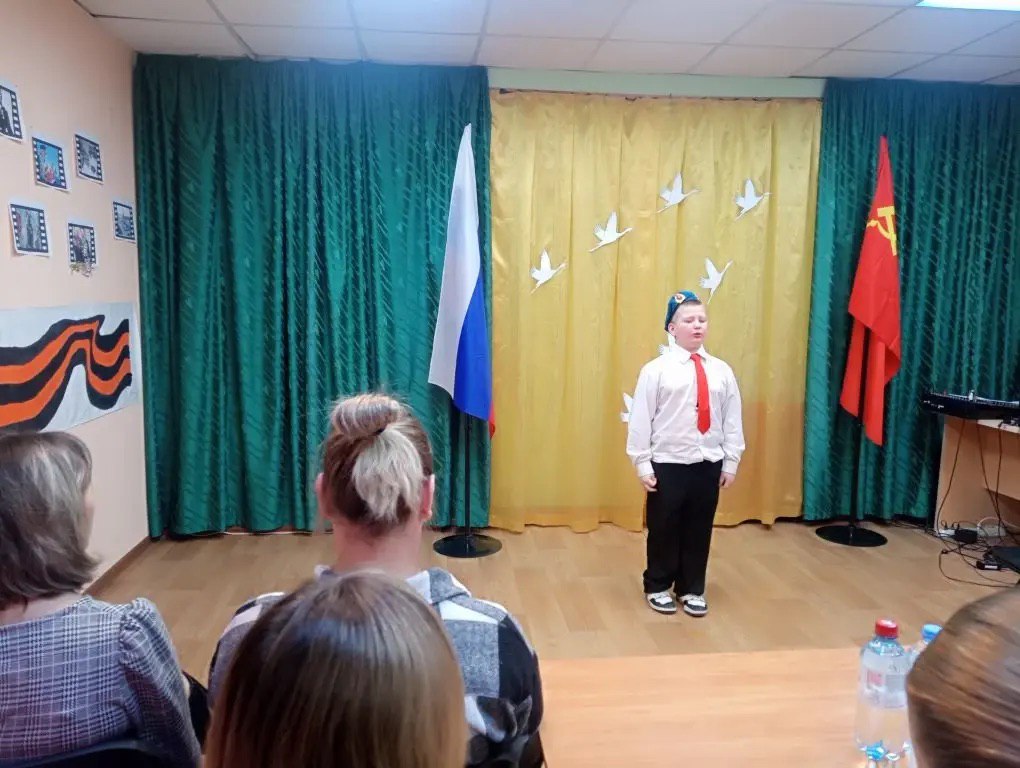 Наши новости. В ДК «Луч» м.о. Чехов состоялся конкурс художественного слова «Память пылающих лет» Наши новости. В ДК «Луч» м.о. Чехов состоялся конкурс художественного слова «Память пылающих лет»