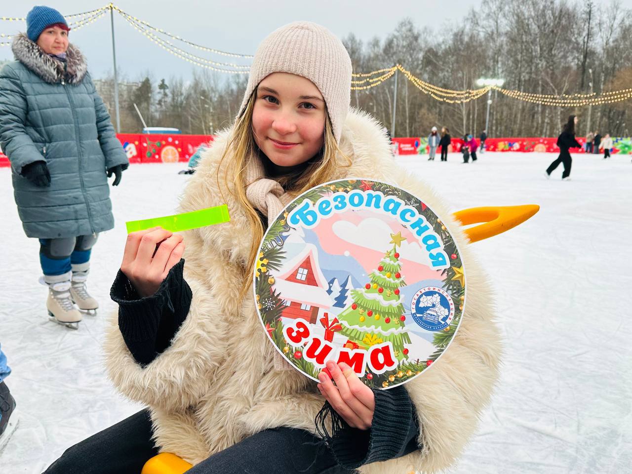 Сотрудники Госавтоинспекции напомнили о безопасности в рамках акции «Засветись!» Сотрудники Госавтоинспекции напомнили о безопасности в рамках акции «Засветись!»