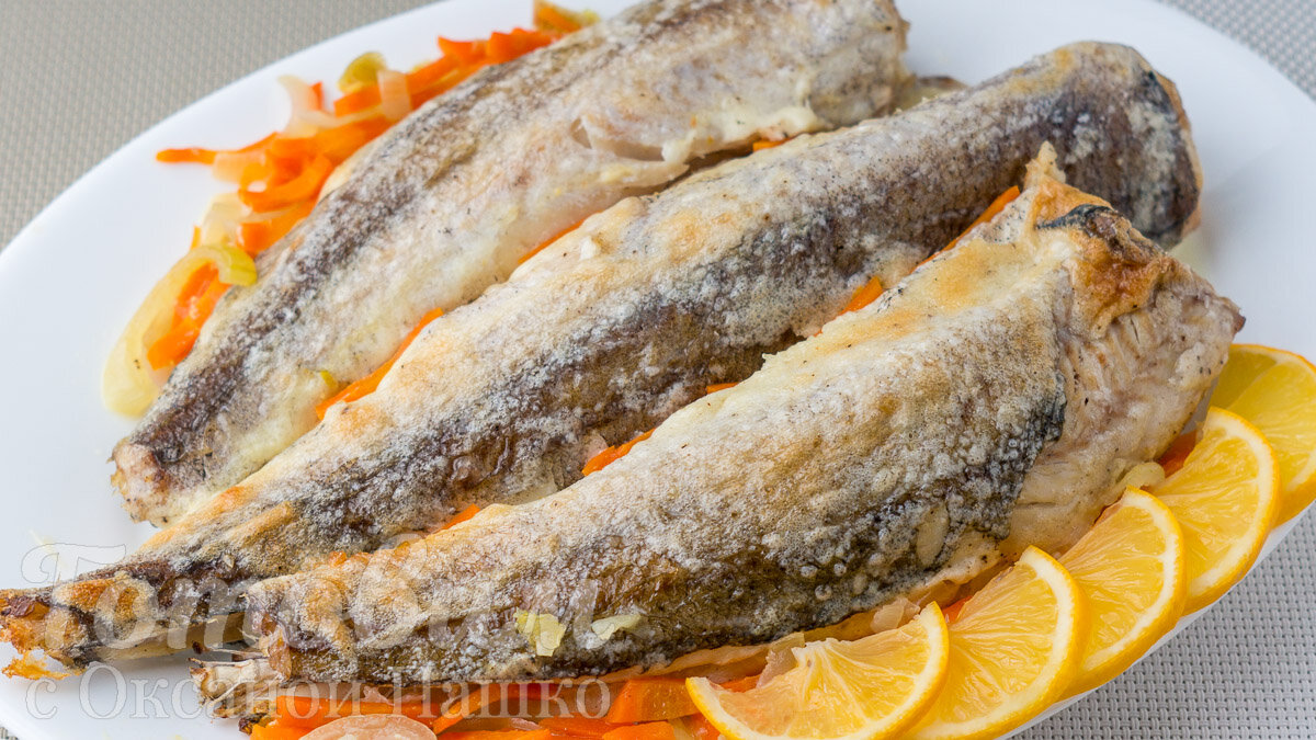 Простой рецепт хека с овощами: готовим вкусно и быстро