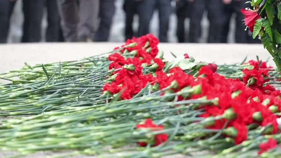 ����� 26 ��� �����, 2 ����� 2000 ����, ������� ��������-���������� ����� ������ � ������ ��� �������