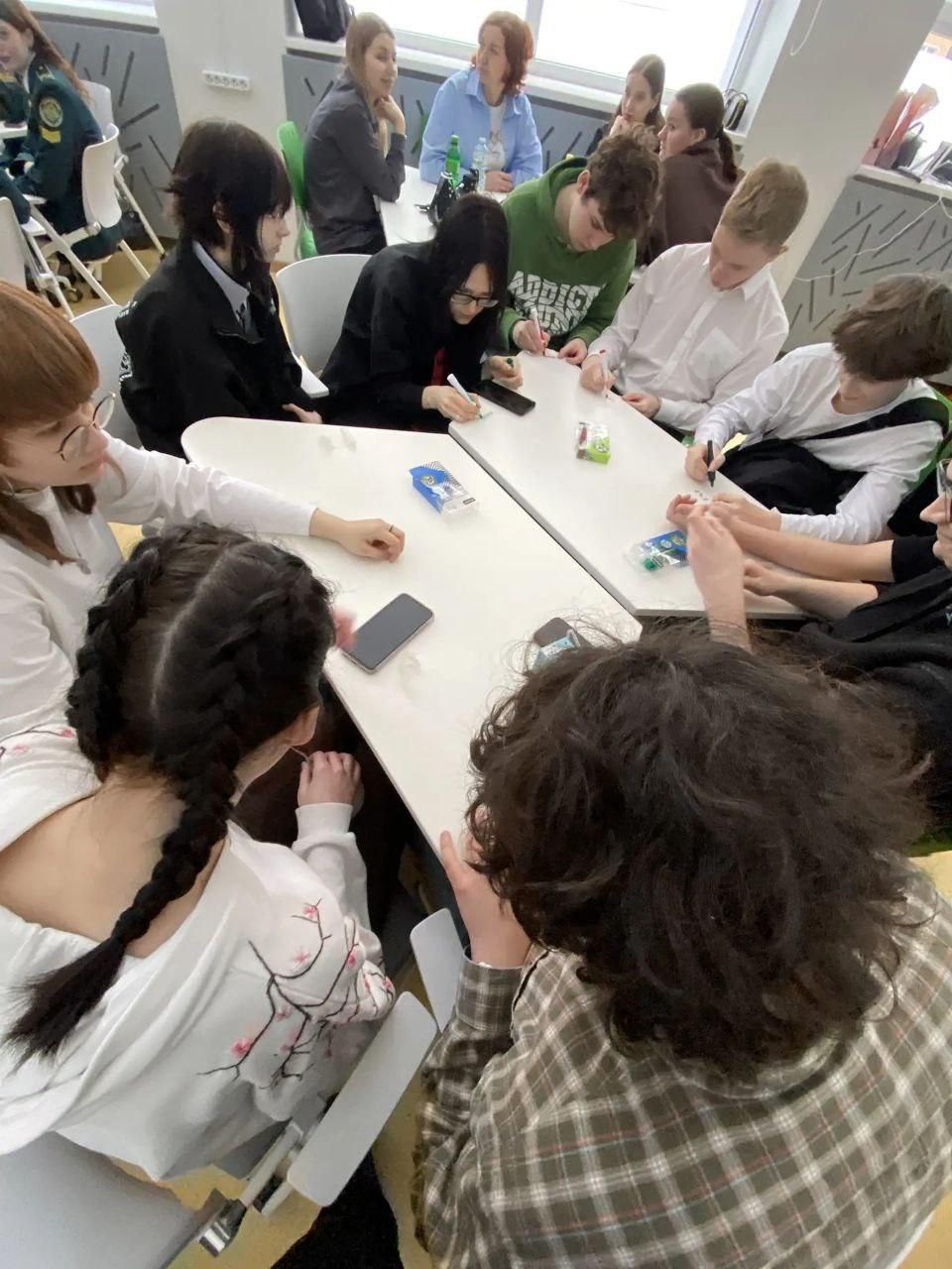 Студенты-программисты Реутова изучили возможности IT-карьеры Студенты-программисты Реутова изучили возможности IT-карьеры