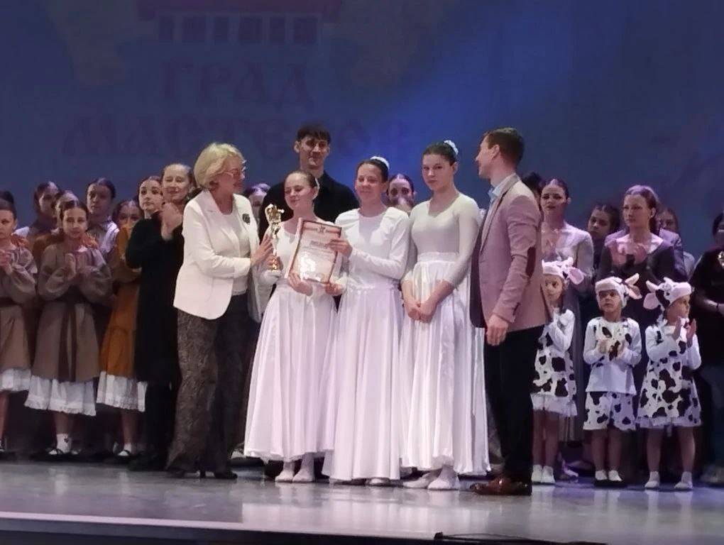 Наши новости. Поздравляем хореографический коллектив "Созвездие" с победой в конкурсе м. о. Чехов Наши новости. Поздравляем хореографический коллектив "Созвездие" с победой в конкурсе м. о. Чехов