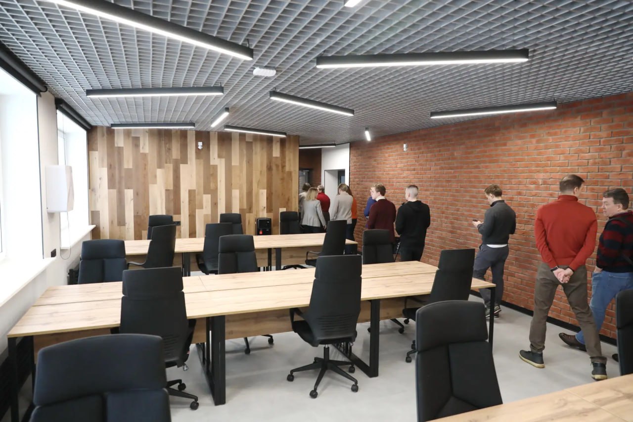 Не по дням, а по часам: кампус МФТИ в Долгопрудном прирастает новыми корпусами Не по дням, а по часам: кампус МФТИ в Долгопрудном прирастает новыми корпусами